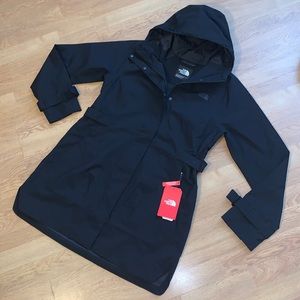 NWT The North Face City Breeze Rain Trench, Small